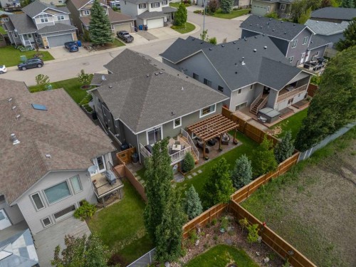 758 Stonehaven Drive, Carstairs, AB 