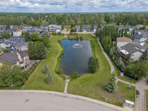 758 Stonehaven Drive, Carstairs, AB 