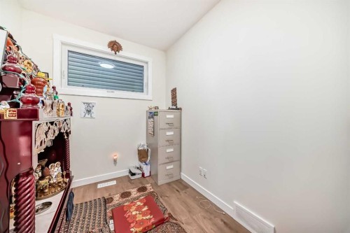 138 Silver Spruce Grove Sw, Calgary, AB 