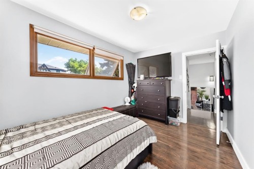 4803 5 Avenue Sw, Calgary, AB 