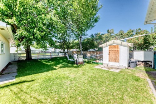 4803 5 Avenue Sw, Calgary, AB 