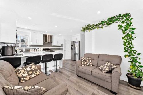 24 Taralake Road Ne, Calgary, AB 