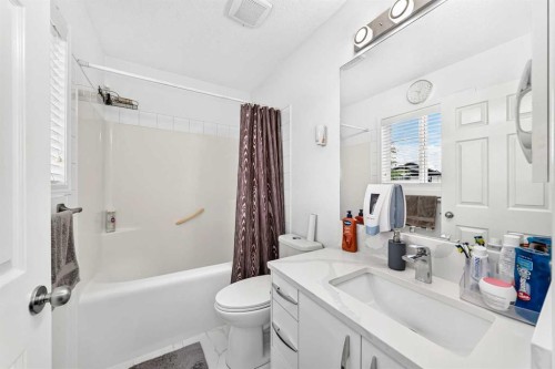 24 Taralake Road Ne, Calgary, AB 