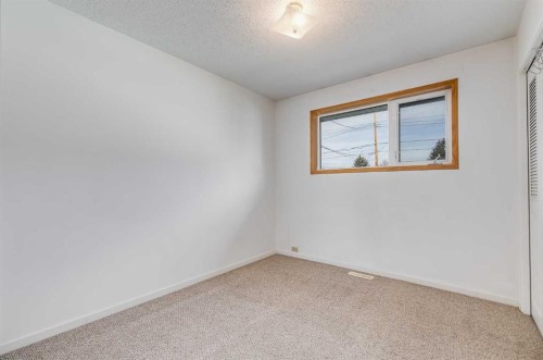 248 Huntcroft Road Ne, Calgary, AB 