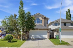 79 Citadel Crest Heath NW Calgary, AB T2V 3R9
