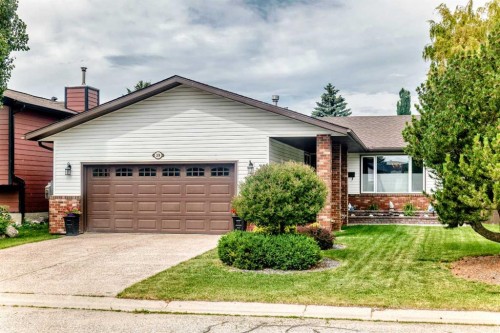 39 Deer Run Place Se, Calgary, AB - Outdoor