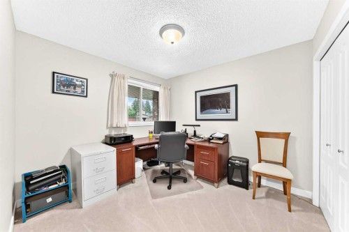 39 Deer Run Place Se, Calgary, AB - Indoor Photo Showing Office