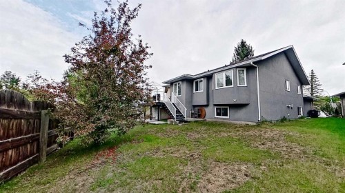 109 Edgebrook Gardens Nw, Calgary, AB 