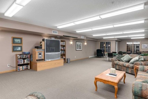 244-8535 Bonaventure Drive Se, Calgary, AB - Indoor