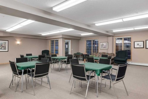 244-8535 Bonaventure Drive Se, Calgary, AB - Indoor