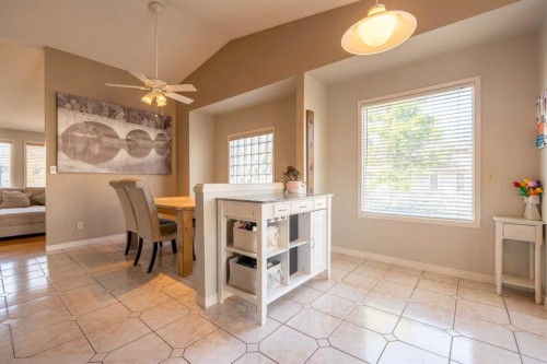 128 Sunvale Crescent Se, Calgary, AB 
