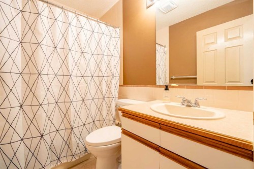 128 Sunvale Crescent Se, Calgary, AB 