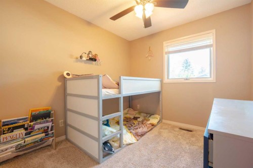 128 Sunvale Crescent Se, Calgary, AB 