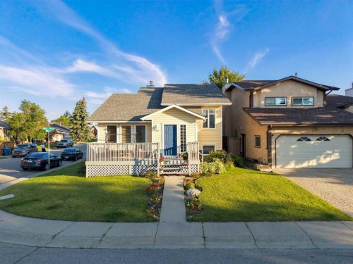 128 Sunvale Crescent Se, Calgary, AB 