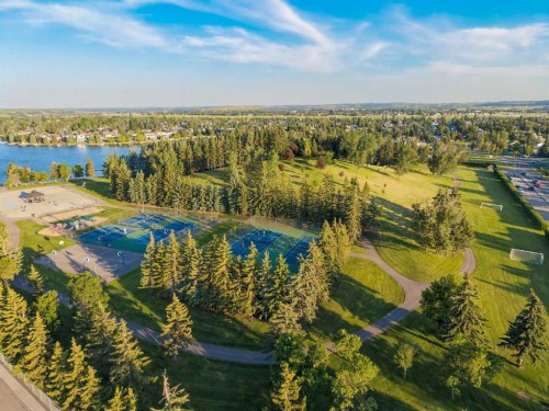 128 Sunvale Crescent Se, Calgary, AB 
