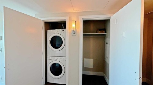 1207-510 6 Avenue Se, Calgary, AB - Indoor Photo Showing Laundry Room