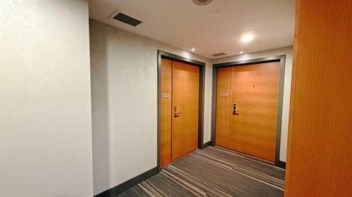 1207-510 6 Avenue Se, Calgary, AB - Indoor Photo Showing Other Room