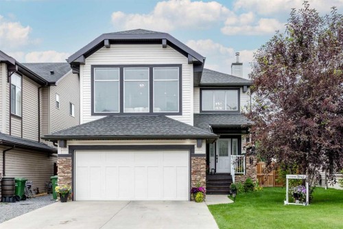 42 Kingsland Place SE Airdrie, AB T4A 0C7