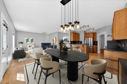 18 Cougarstone Bay Sw, Calgary, AB - Indoor Photo Showing Other Room