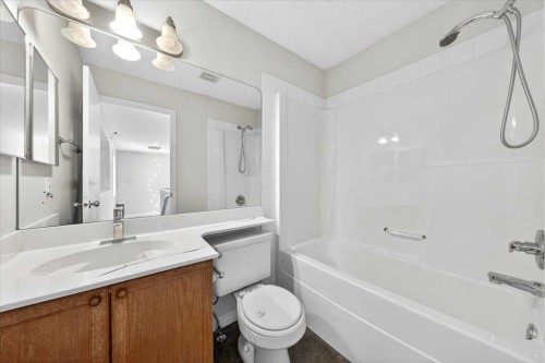 18 Cougarstone Bay Sw, Calgary, AB - Indoor Photo Showing Bathroom