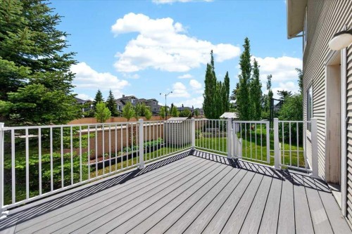 18 Cougarstone Bay Sw, Calgary, AB - Outdoor
