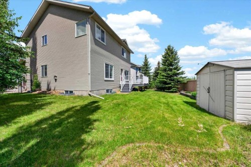 18 Cougarstone Bay Sw, Calgary, AB - Outdoor With Exterior