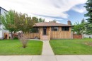 47 Montrose Crescent Ne, Calgary, AB  - Outdoor 