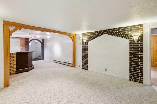 47 Montrose Crescent Ne, Calgary, AB - Indoor