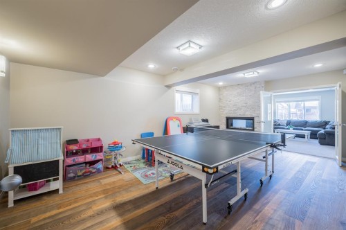 7 Aspen Stone Grove Sw, Calgary, AB 