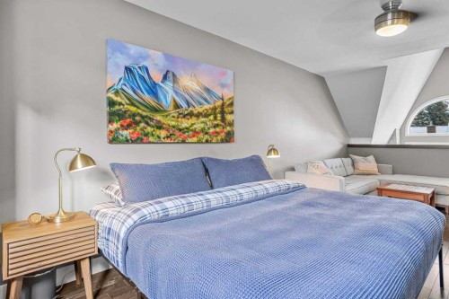 3-601 4, Canmore, AB - Indoor Photo Showing Bedroom