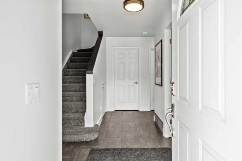 3-601 4, Canmore, AB - Indoor Photo Showing Other Room