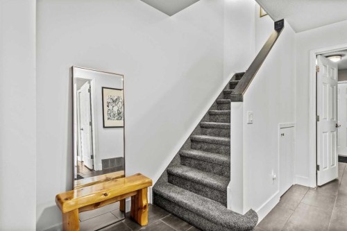 3-601 4, Canmore, AB - Indoor Photo Showing Other Room