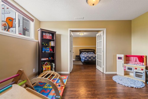 303 Railway Point Se, Langdon, AB 