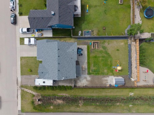 303 Railway Point Se, Langdon, AB 
