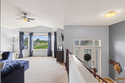 303 Railway Point Se, Langdon, AB 