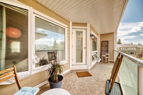 307-3717 42 Street Nw, Calgary, AB - Indoor