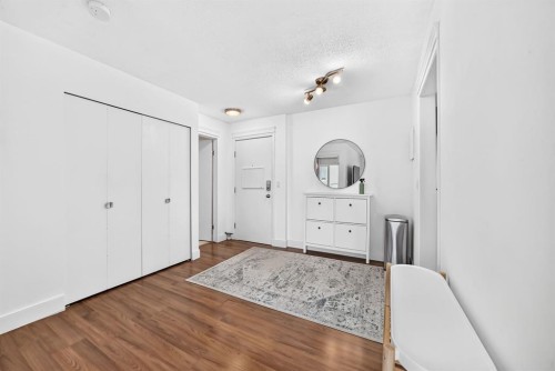 307-3717 42 Street Nw, Calgary, AB - Indoor Photo Showing Kitchen With Double Sink