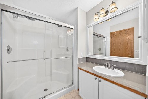 417 9 Street, Beiseker, AB 