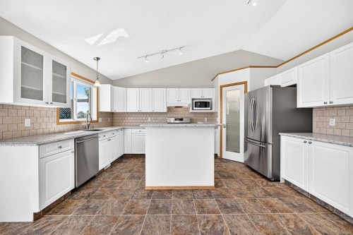 417 9 Street, Beiseker, AB 