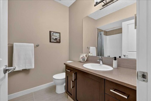 295 Tremblant Way Sw, Calgary, AB 