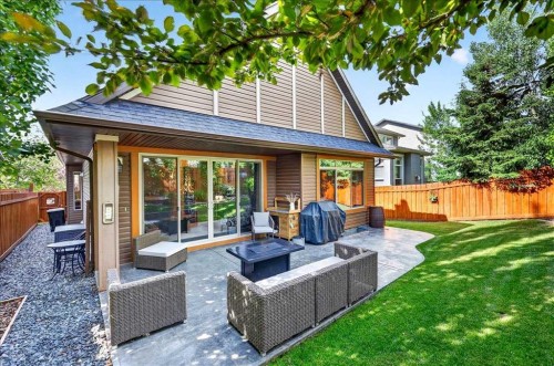 295 Tremblant Way Sw, Calgary, AB 