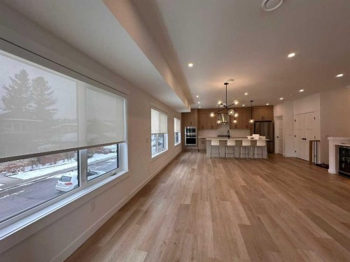 4744 Bowness Road, Calgary, AB 
