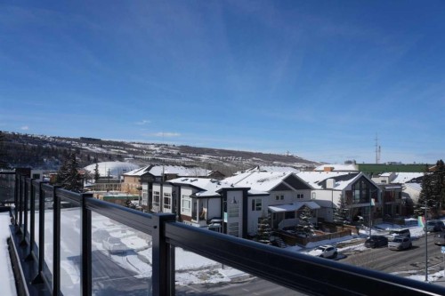 4744 Bowness Road, Calgary, AB 