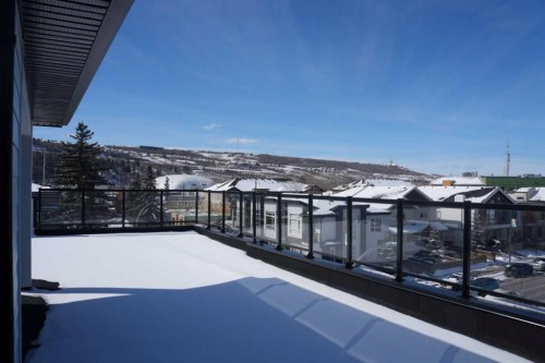 4744 Bowness Road, Calgary, AB 