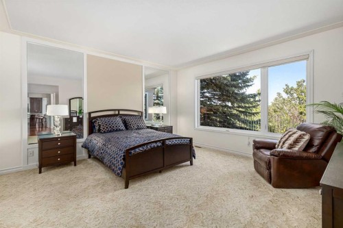 33 Ridge Pointe Drive, Heritage Pointe, AB - Indoor Photo Showing Bedroom