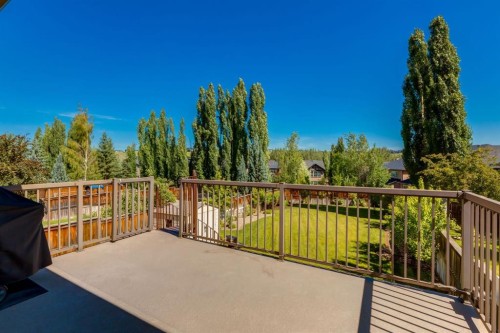 52 Valley Woods Way Nw, Calgary, AB 