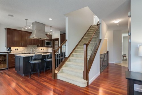 52 Valley Woods Way Nw, Calgary, AB 