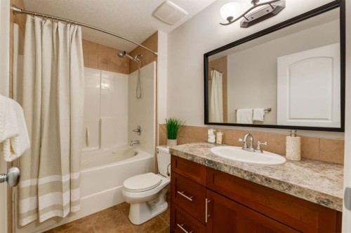 52 Valley Woods Way Nw, Calgary, AB 
