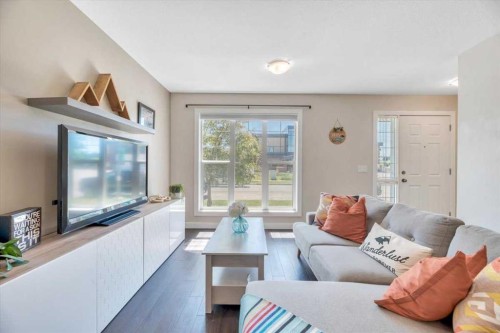 2520 Eversyde Avenue Sw, Calgary, AB - Indoor Photo Showing Living Room