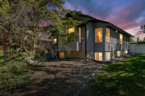 2024 Chicoutimi Drive Nw, Calgary, AB 